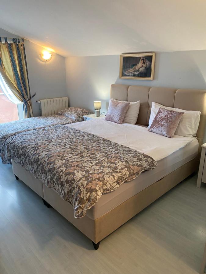Villa Francesca Porec Bagian luar foto
